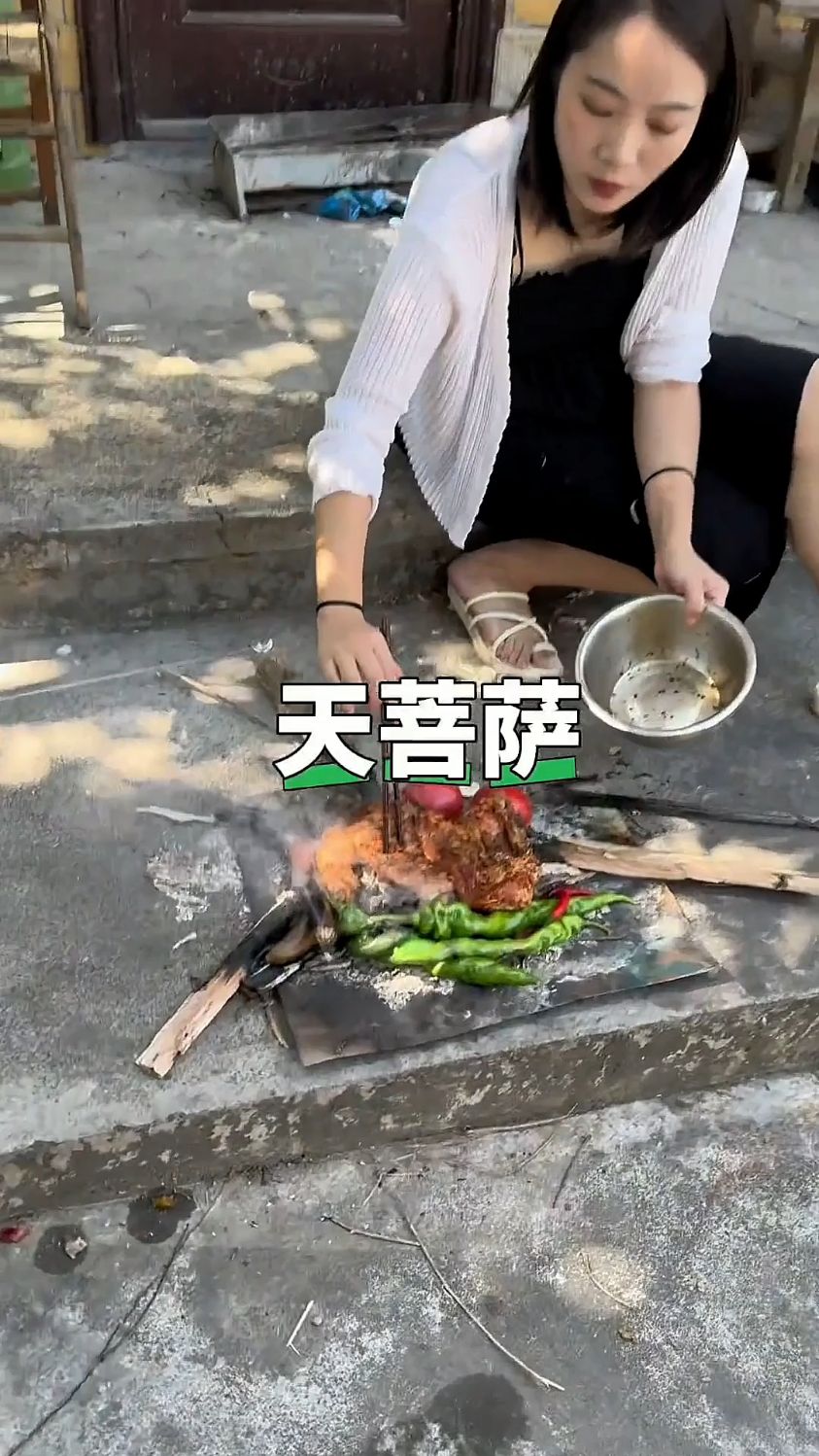 看我云南老婆做菜有多无语