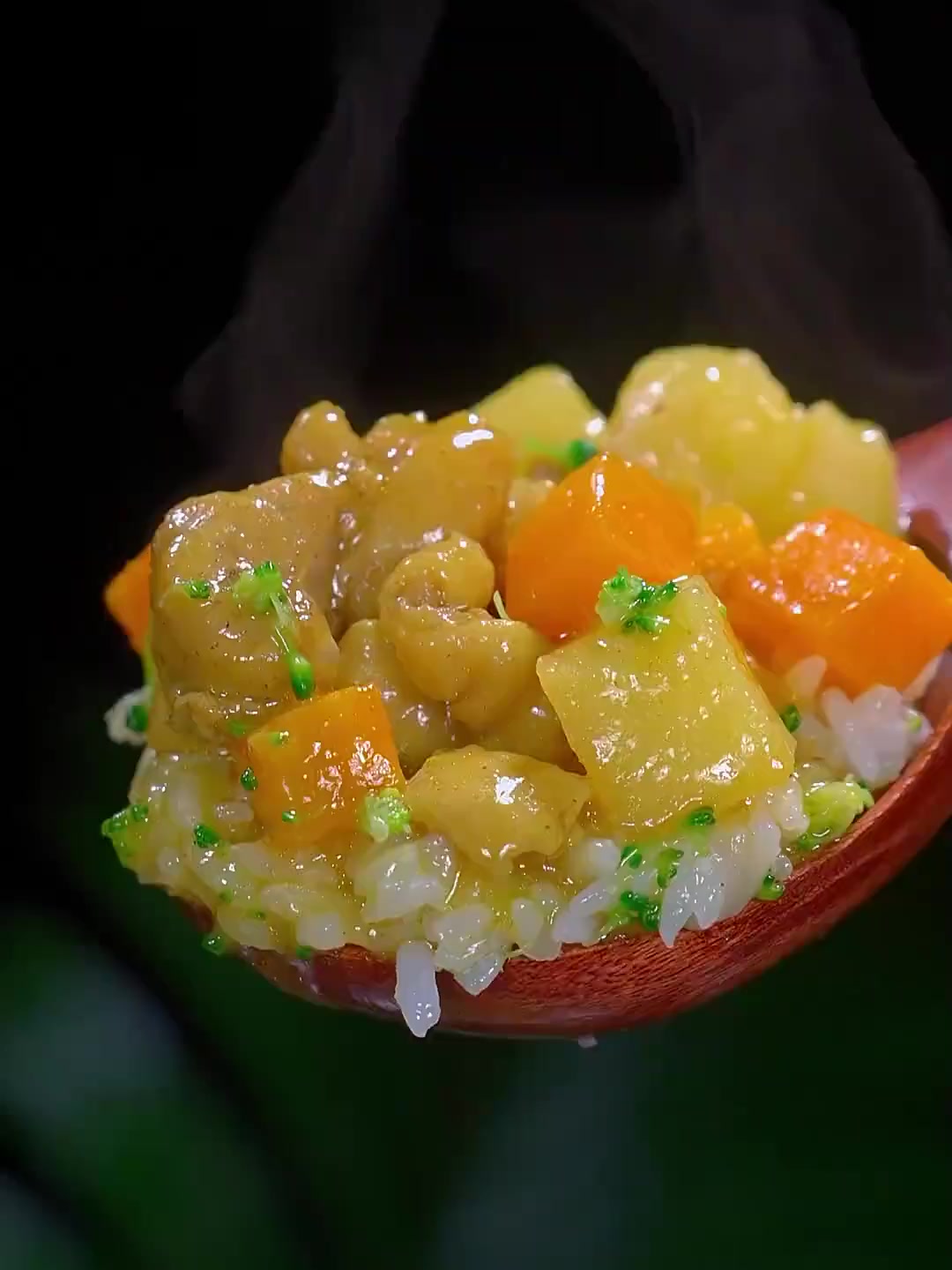 咖喱鸡拌饭的做法，简单方便，孩子特别喜欢吃！