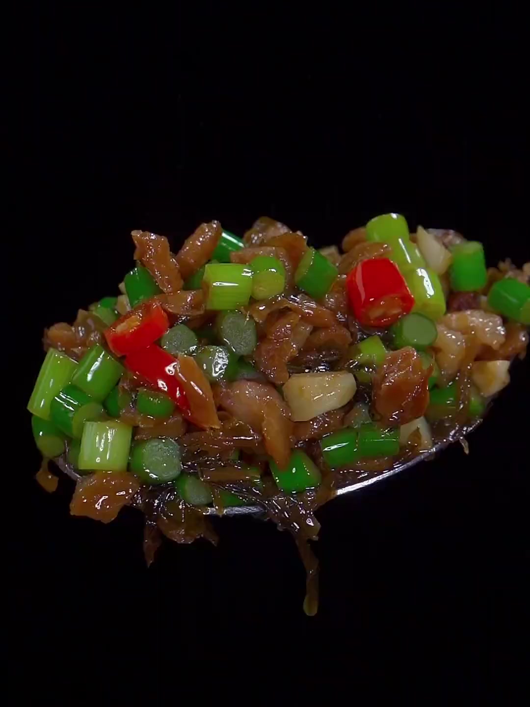 外婆菜炒蒜苔的做法,做法简单好吃又下饭!