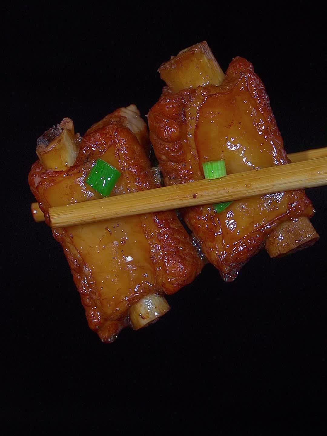 红烧排骨做法，红烧排骨这样做软烂入味太好吃了！！