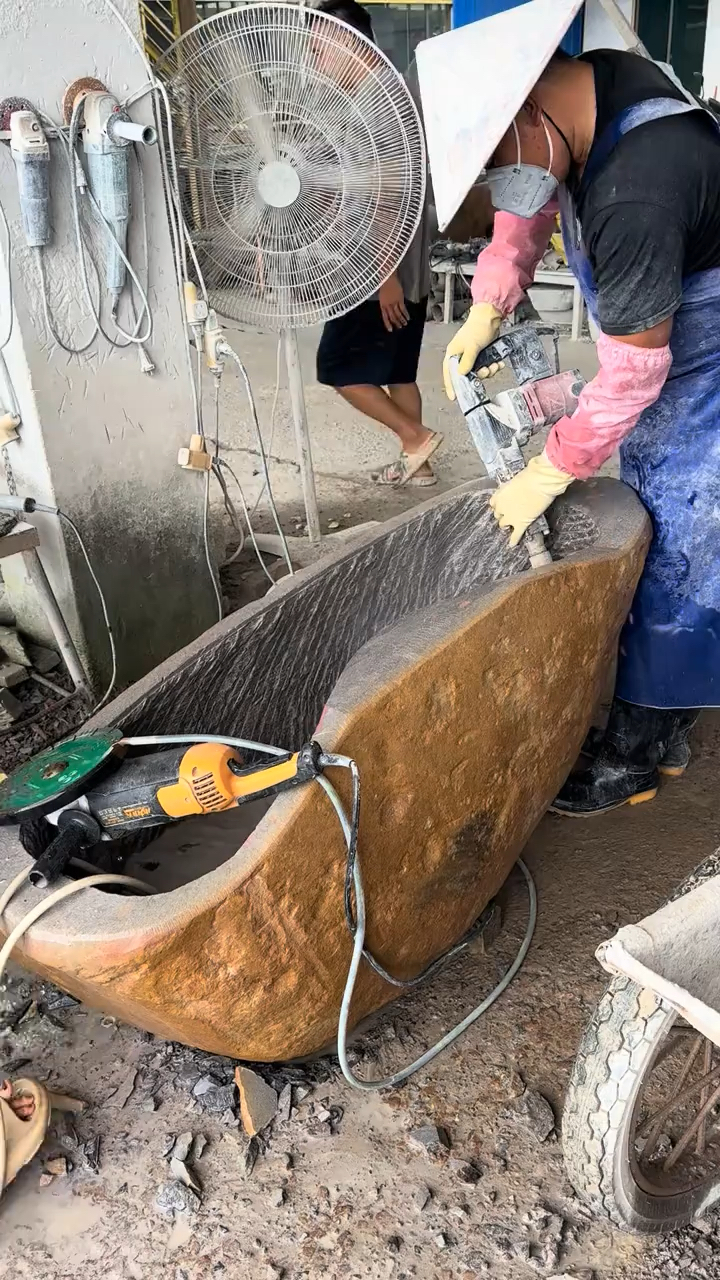 原生态鱼缸非常漂亮大气