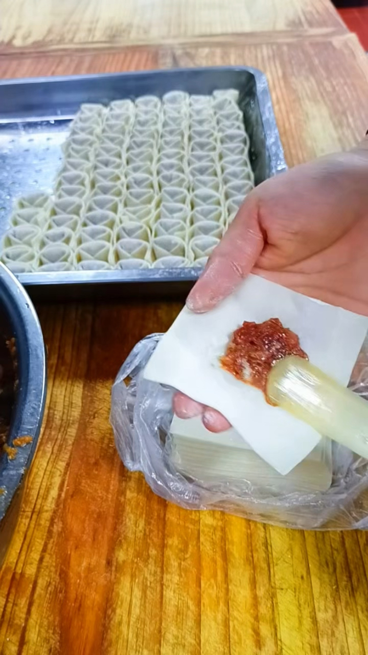 快速包馄饨的方法