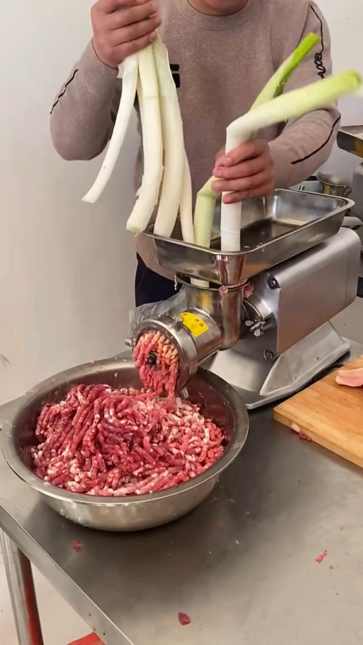 快速制作饺子肉馅的方法