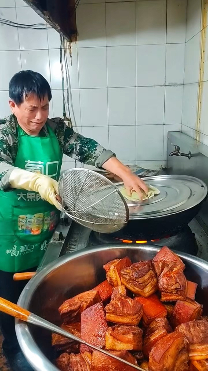 制作炸扣肉的方法
