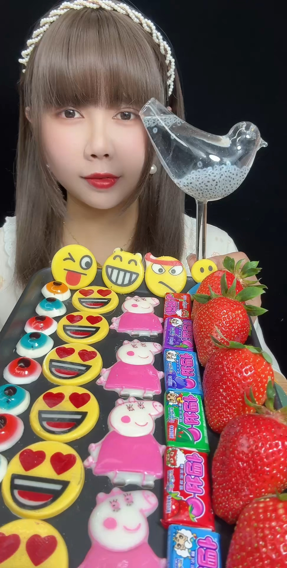 小鸟声控,草莓糖果拼盘