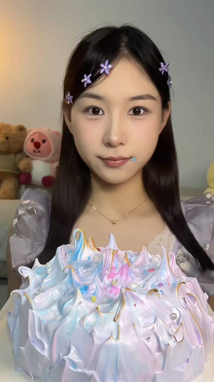 棉花糖巴斯克蛋糕吃吃~~