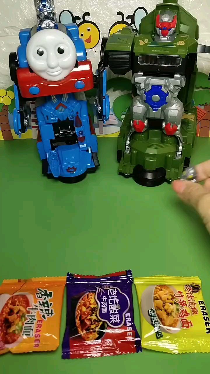 搞笑的玩具乐园玩具视频