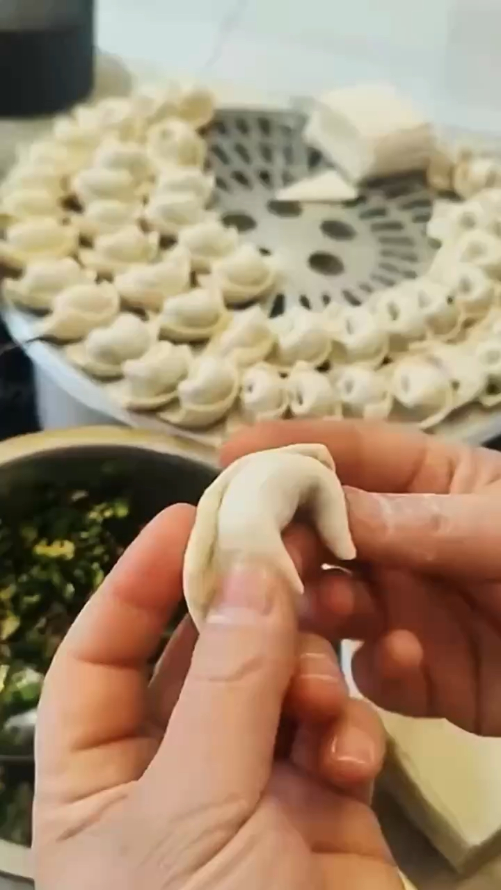 分享一下快速包馄饨的方法