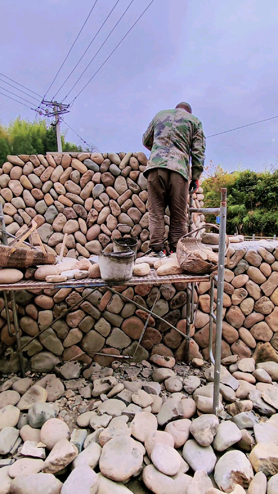 鹅卵石围墙砌筑工艺