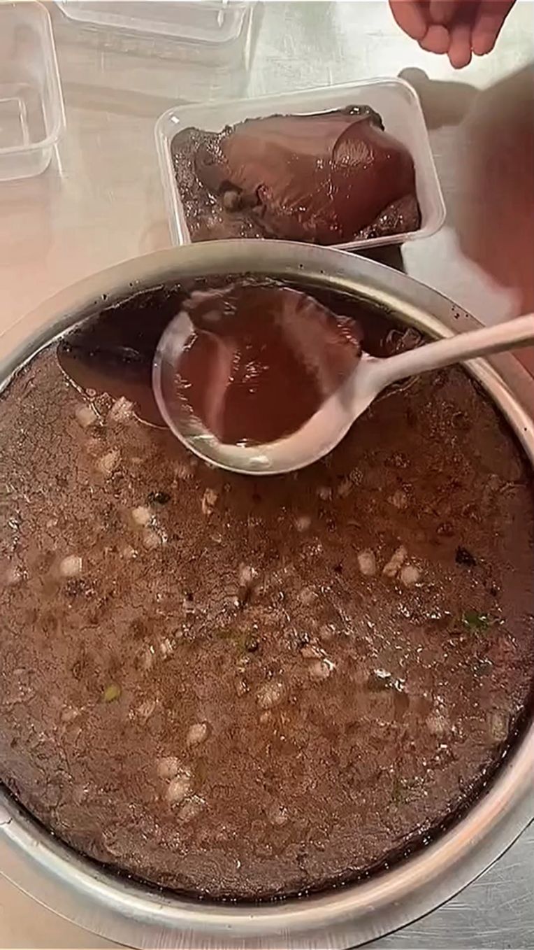 猪血蒸的血豆腐嘎嘎好吃