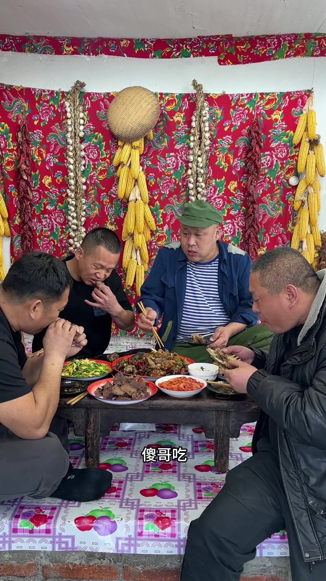 铁锅甲鱼炖牛宝贝,大补啊