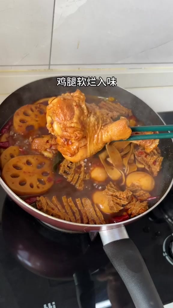 我不允许你们还不知道这个卤鸡腿卤菜的做法，因为真的太好吃啦！懒人无油版，减脂期的朋友也可以