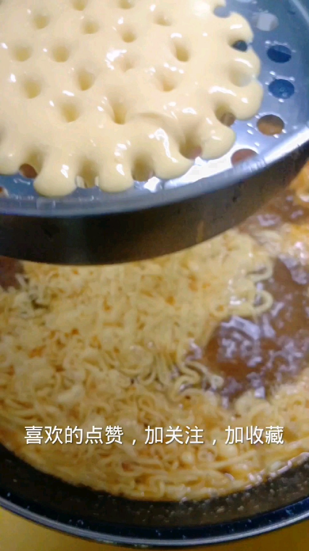 #地方特色美食 #农村风俗传统习俗 农村传统做早餐疙瘩汤特别好吃