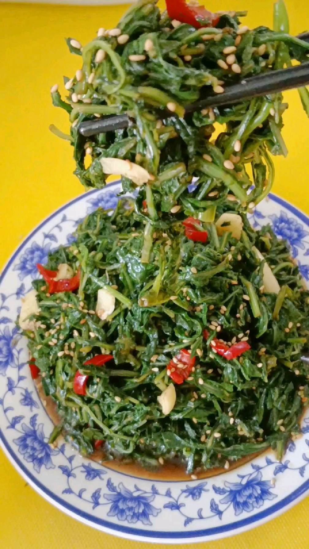#纯天然绿色美食 #农村传统野生苦菜做凉拌苦菜特别爽口特别下饭