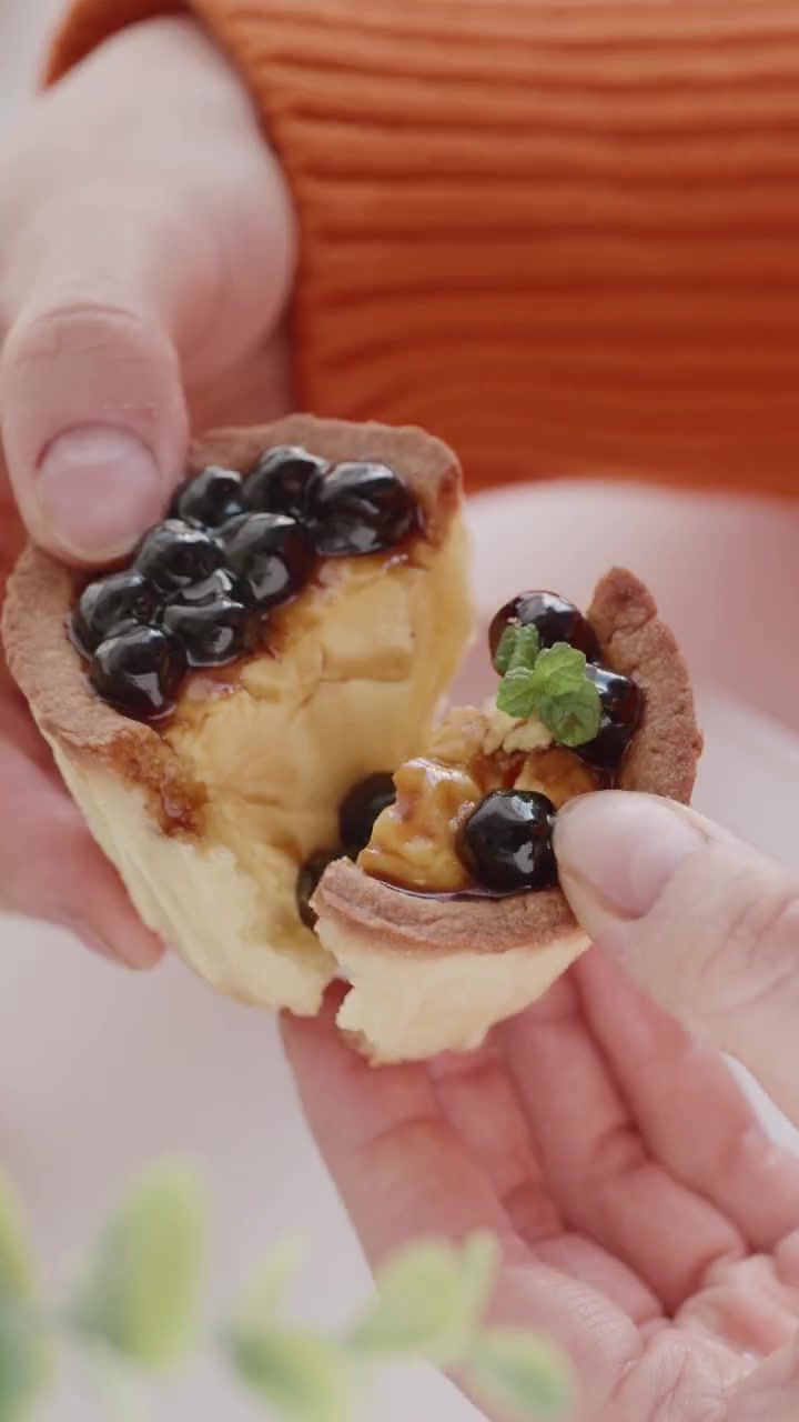 6个蛋挞够我闺蜜吃饱吗?   