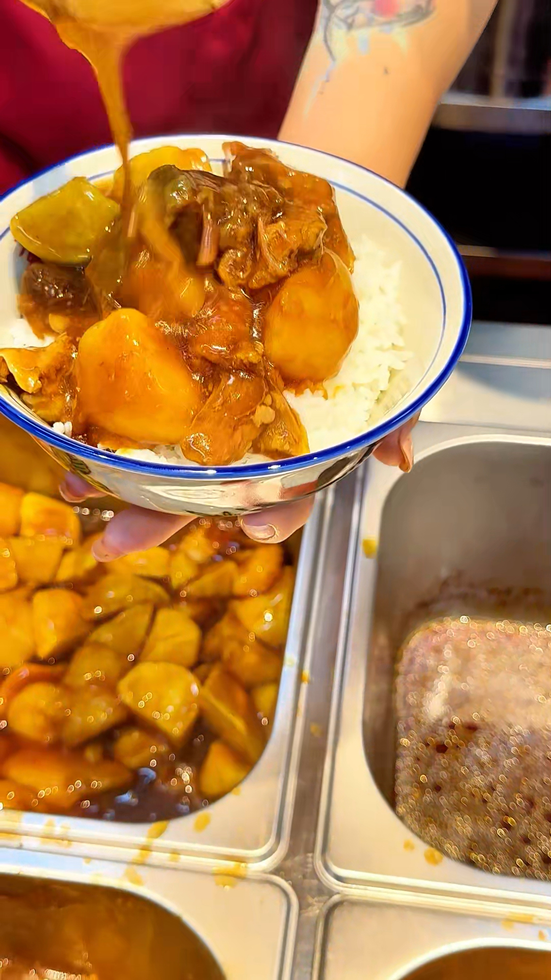 东北的大块牛肉饭