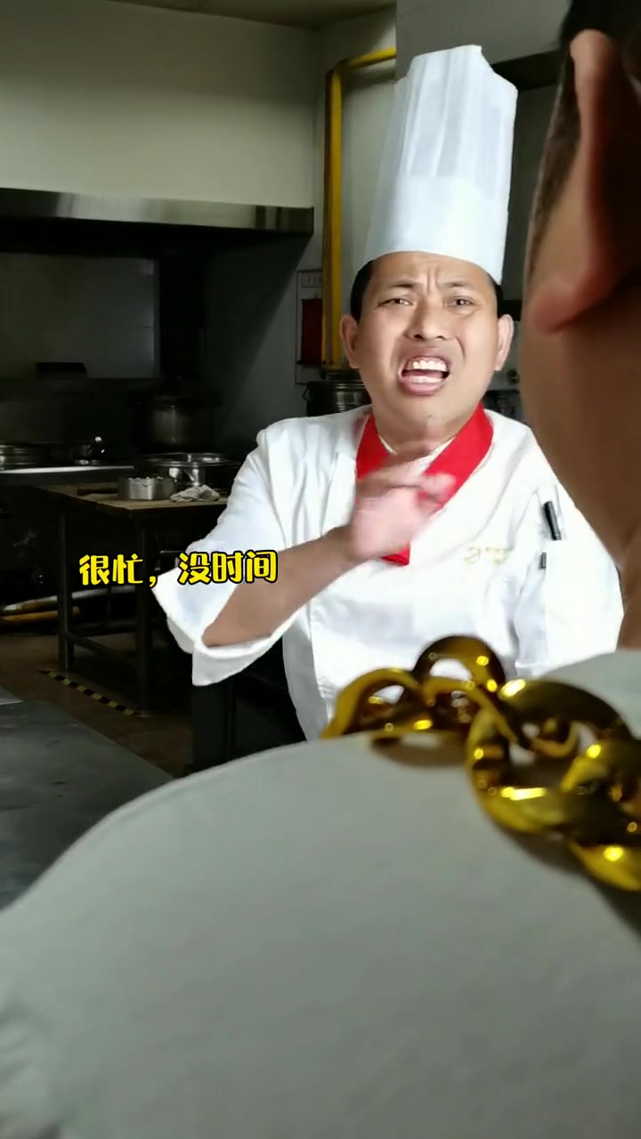 酒店大厨教你小龙虾这样做，蒜香十足，回味无穿！