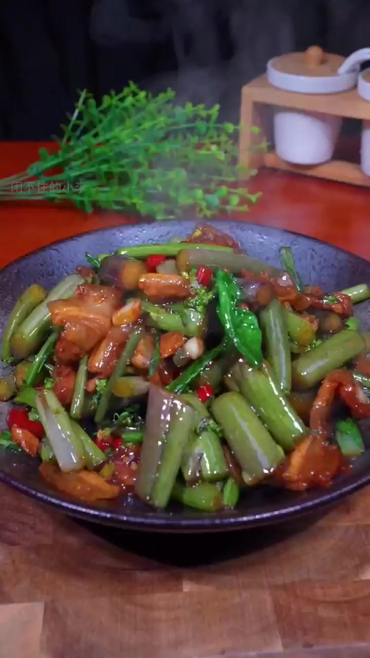 南方人私藏的红菜苔秘方,一炒就上瘾!!