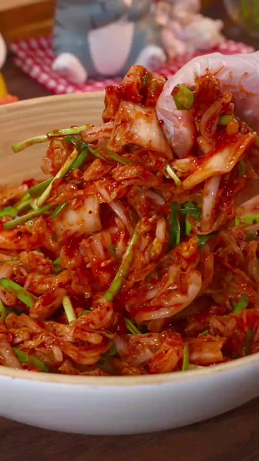 又到了腌制辣白菜的季节，香辣爽口好吃又下饭，每顿饭都离不开它