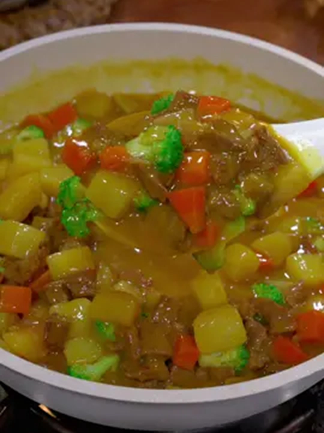 一招饭桌制胜孩子独占咖喱牛肉饭！