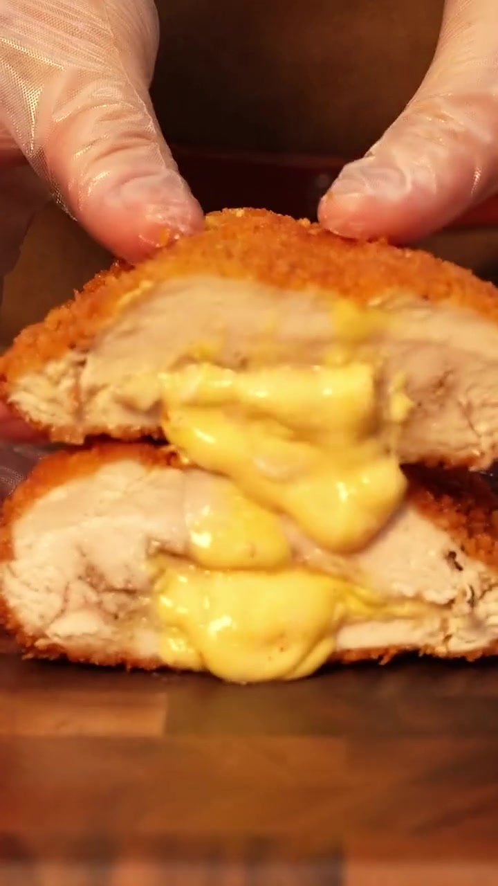 没有人能拒绝会爆浆的鸡排!芝士+鸡排yyds!