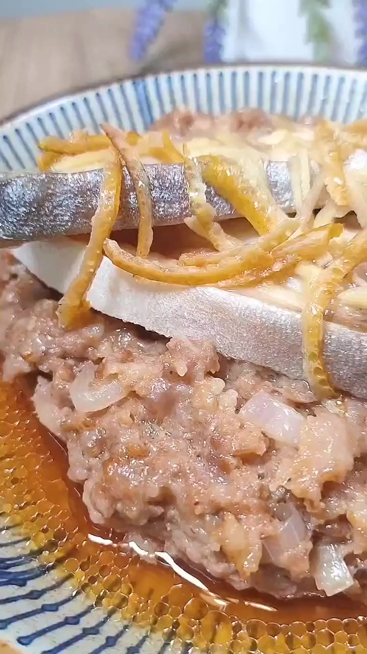 这道咸鱼肉饼，米饭杀手，一蒸就光盘！！