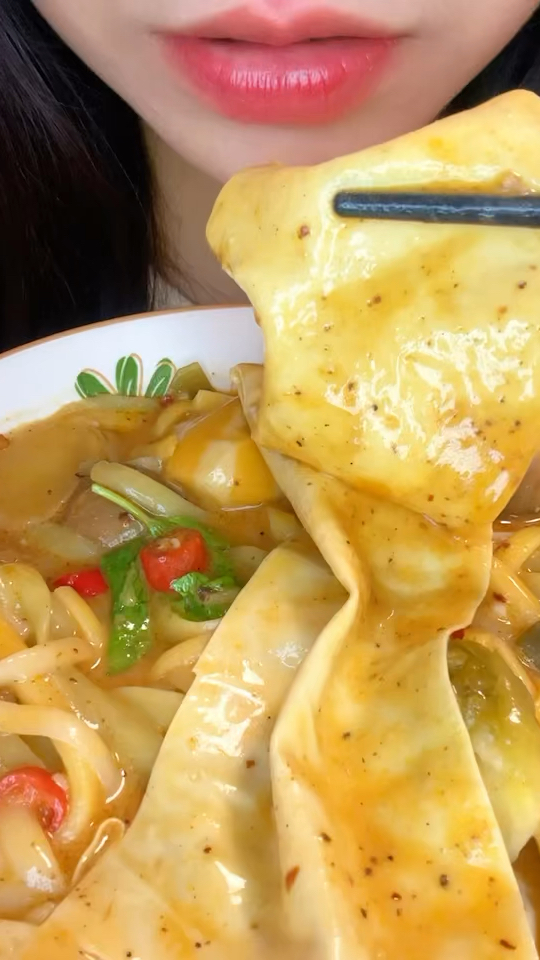 老式黏糊麻酱味麻辣烫