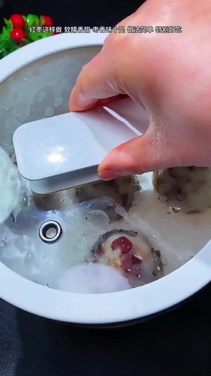 一口红枣窝窝头,香甜软糯的秘密揭晓!