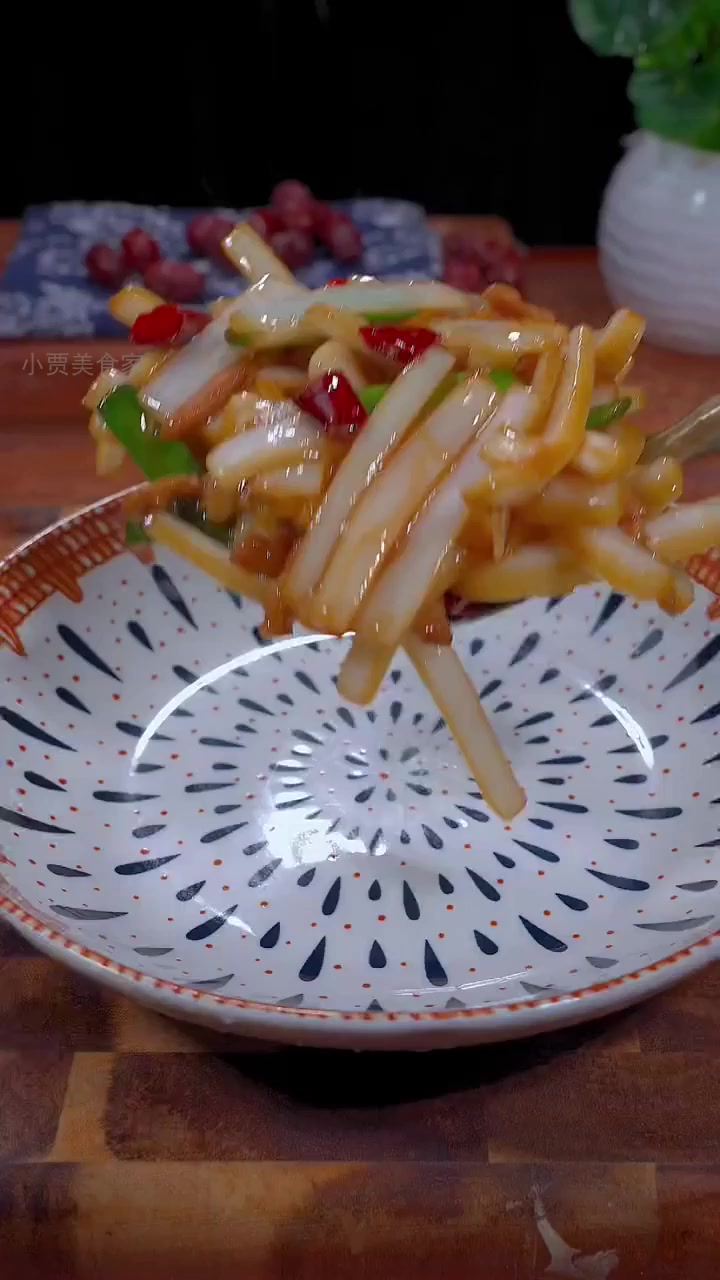 惊人下饭秘诀:白菜杆子竟能如此美味!!