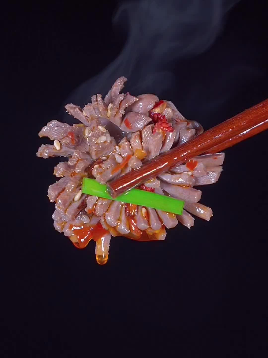 又是一道麻辣鲜香,好吃还下饭的水煮鸭胗做法!