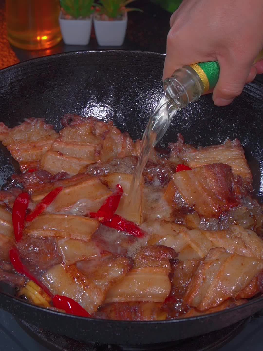 梅干菜烧肉真的是太香了，肥而不腻软烂入味！