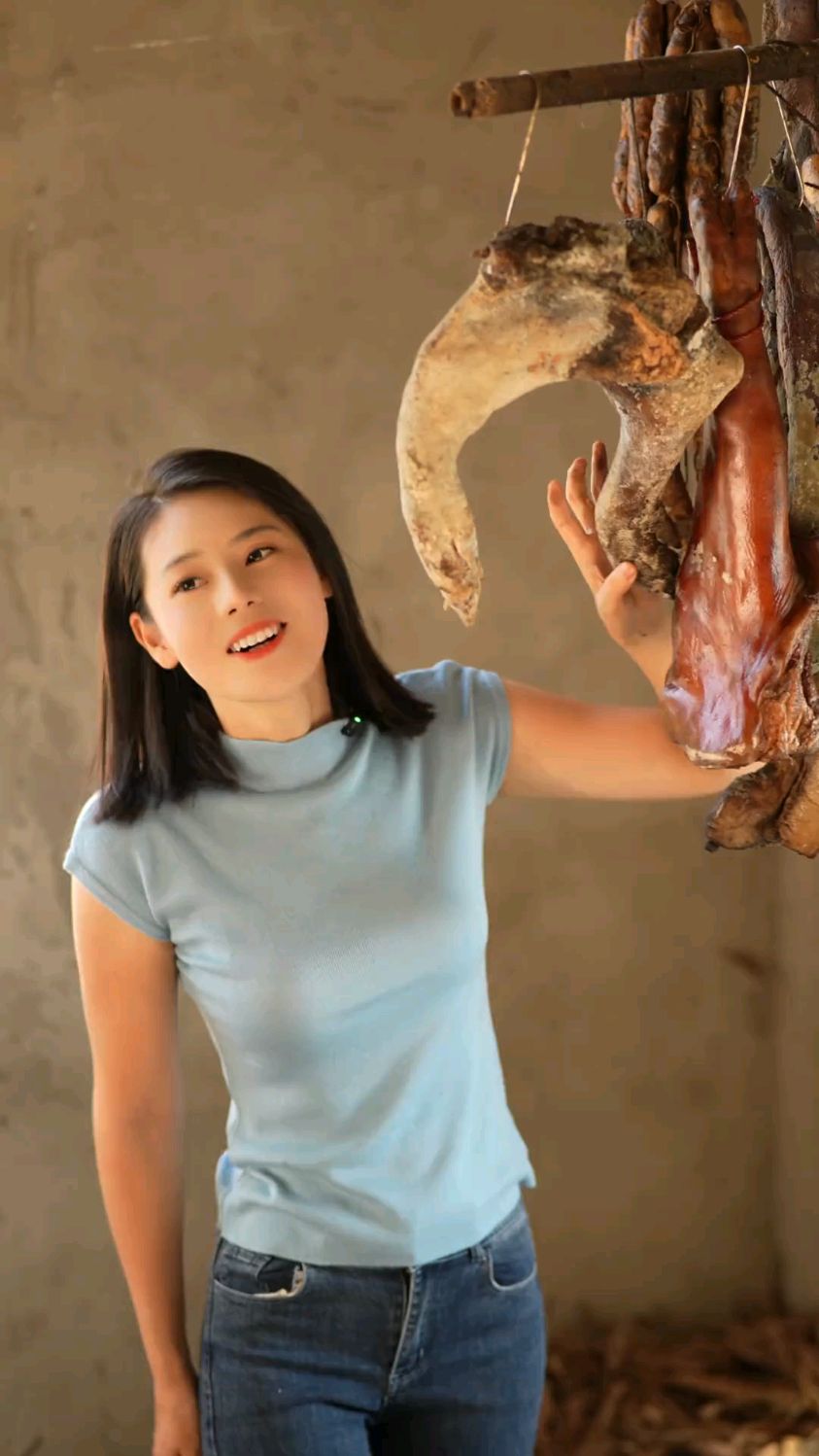 老一辈的节俭惯了,但是生了霉的腊肉真的不可以吃吗?