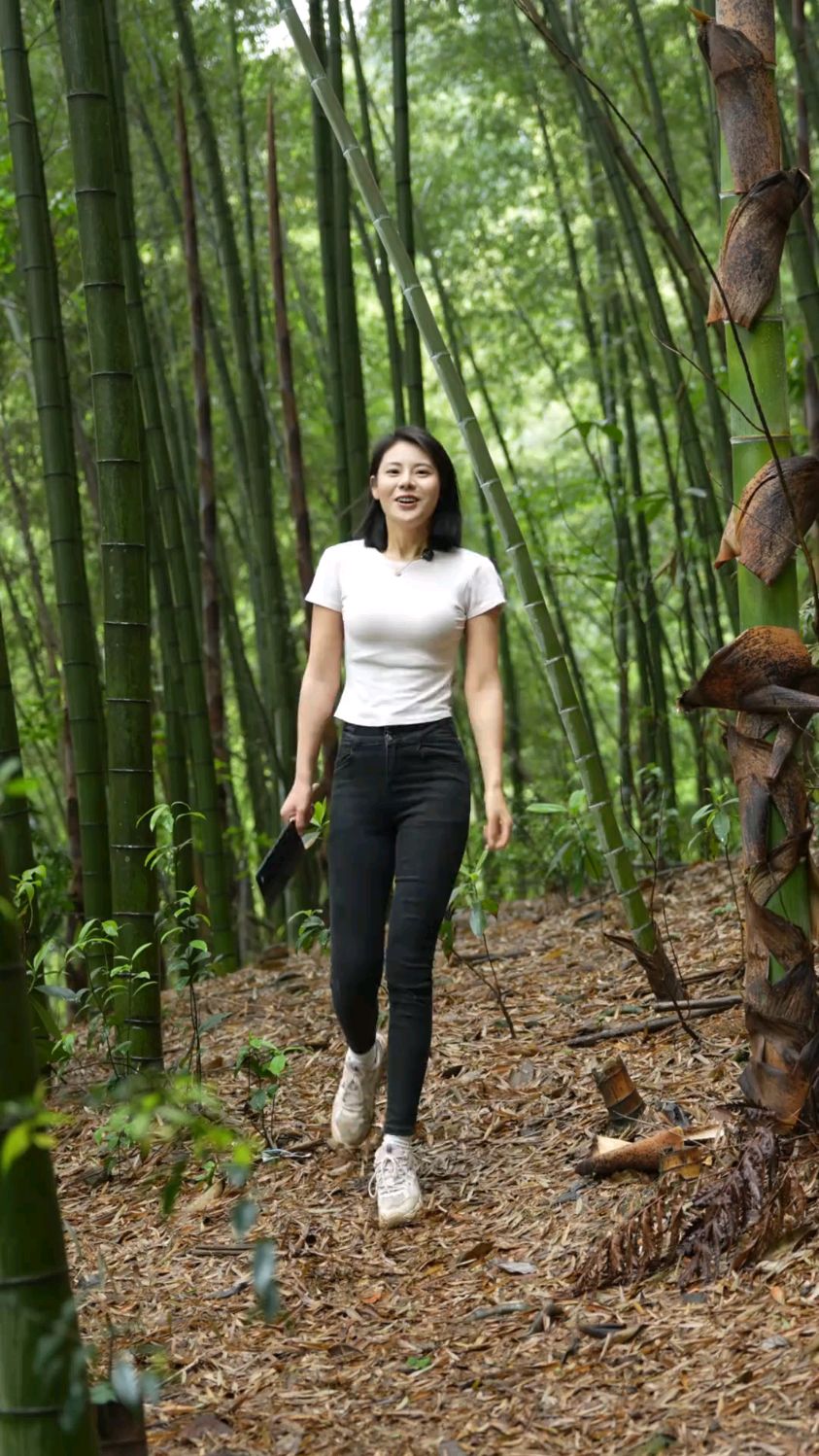 爷爷想吃的东西必须安排上，今天做个新花样 竹笋炖鸡汤你们吃过吗