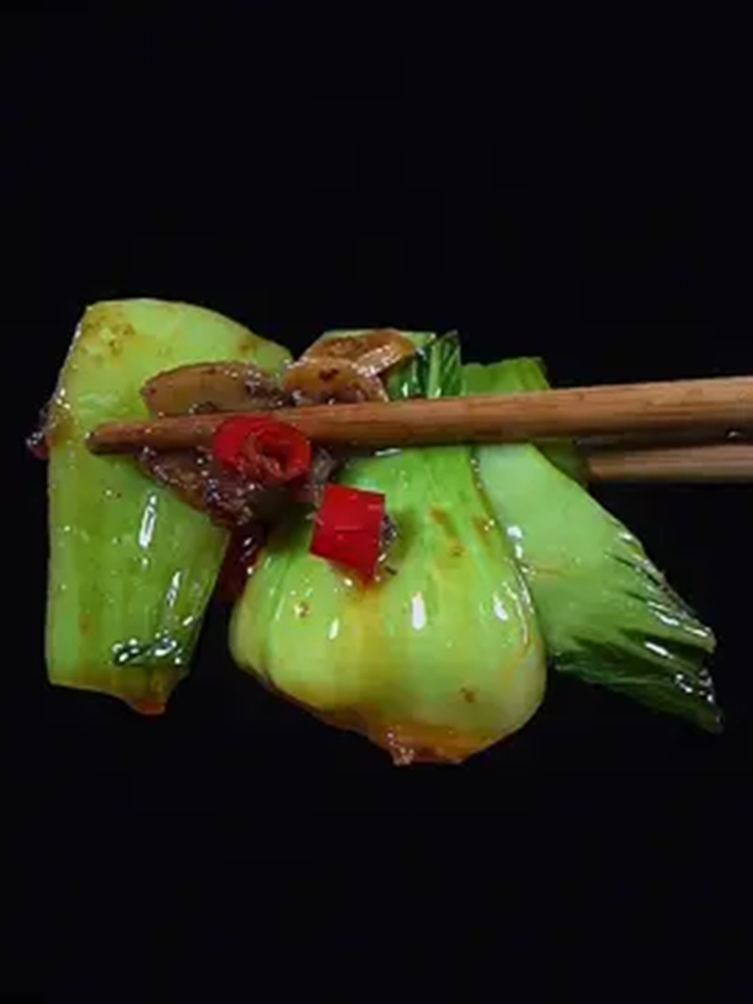 炒上海青的梗子别再扔掉了，像我这样做它比肉还好吃！！