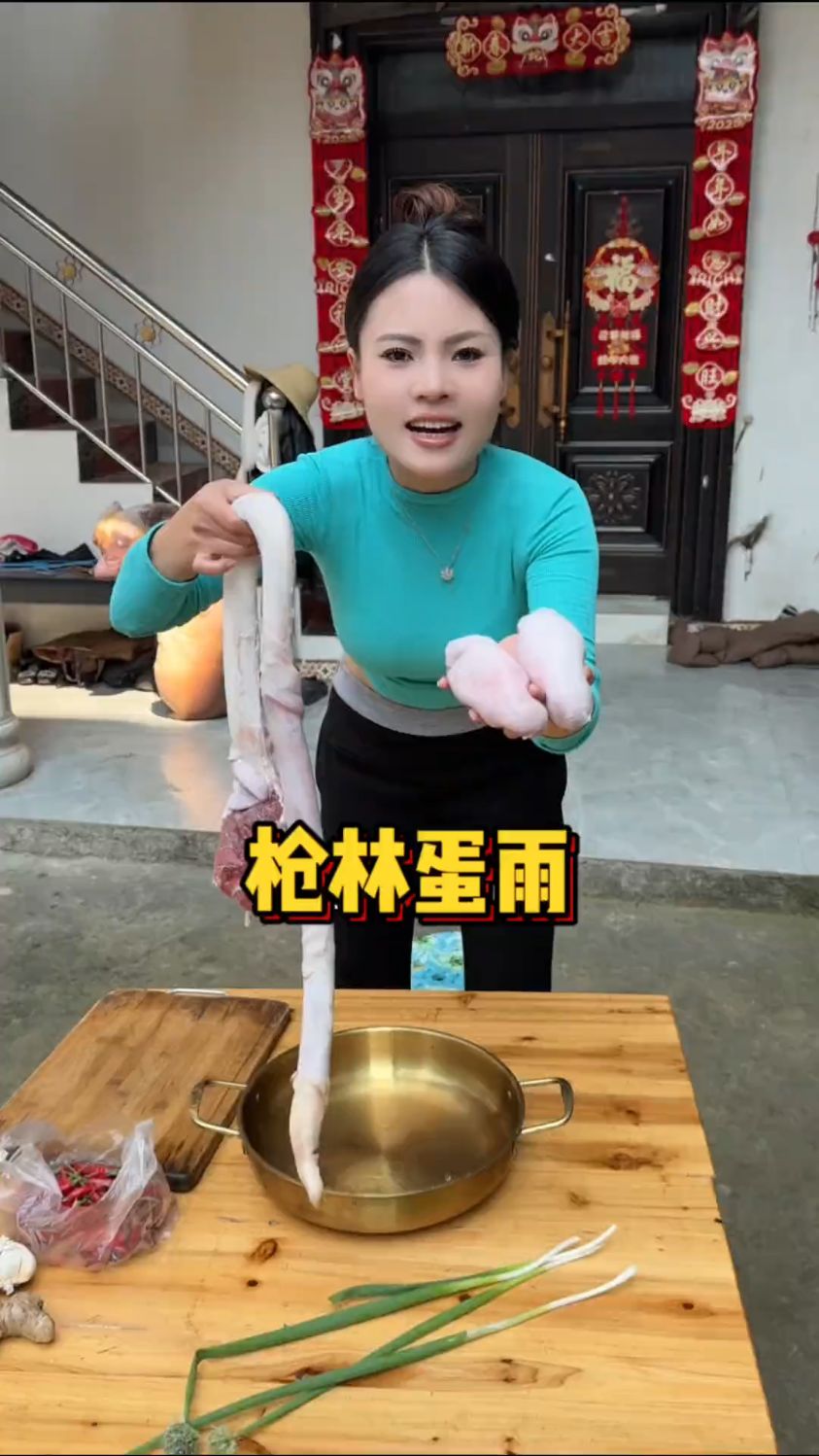 看我云南老婆做菜有多“较真”