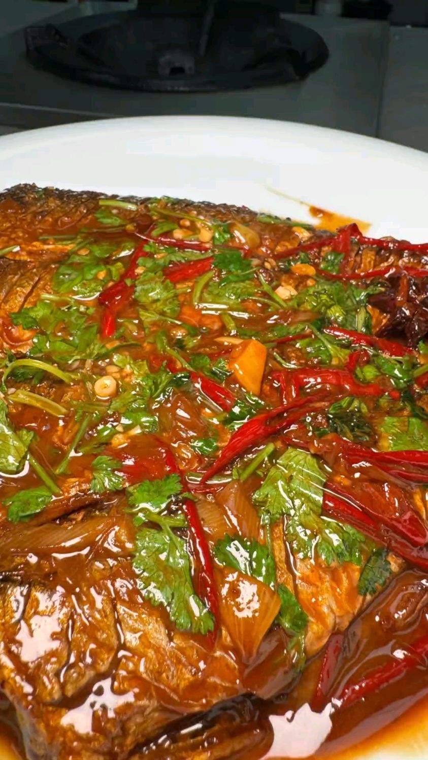 红烧鲅鱼(叫法不同)在家里做不好的,容易发腥的 看仔细啦
