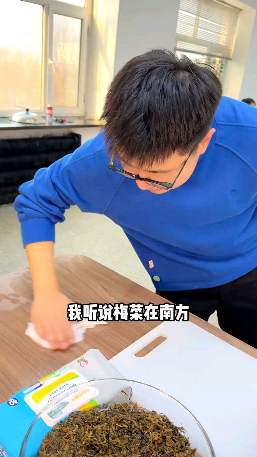 这梅菜扣肉谁能拒绝得了啊! #梅菜扣肉