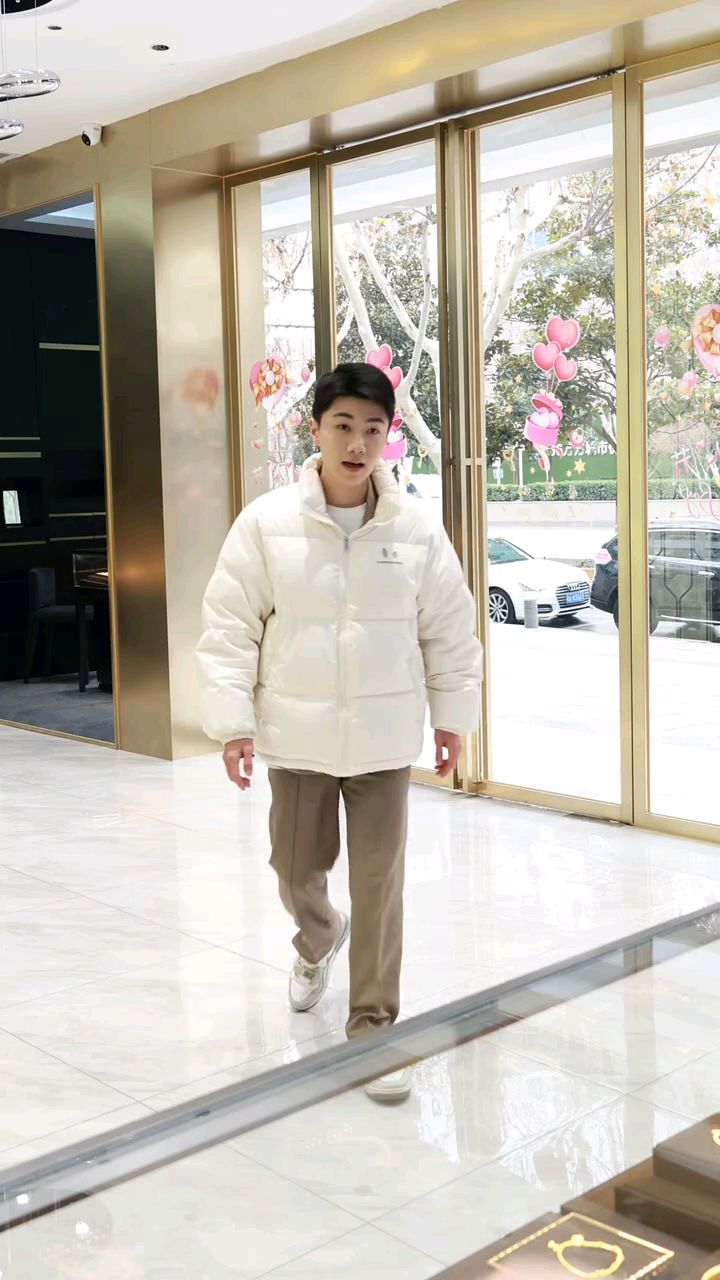 给既要姐妹又要黄金的妈妈买福字手镯!!!