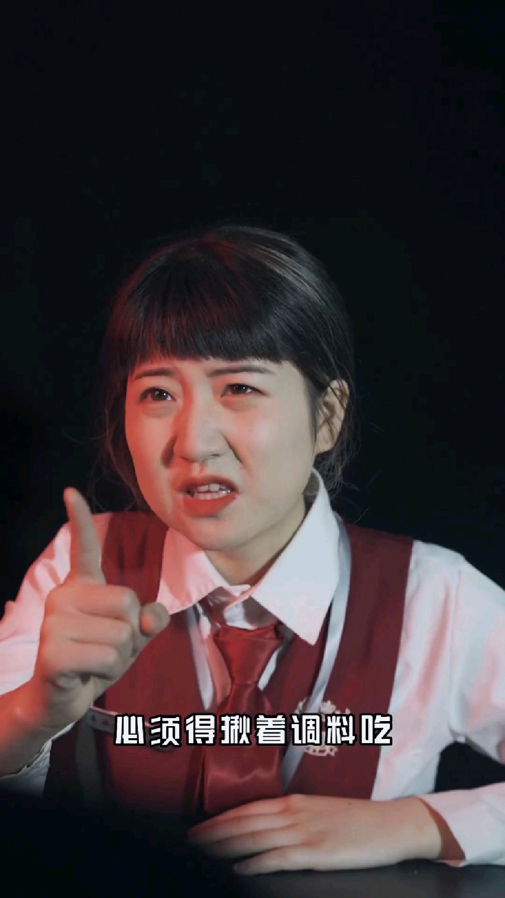 专业代吃已上线 测评世界上最硬的面包!震惊我整个夏天!