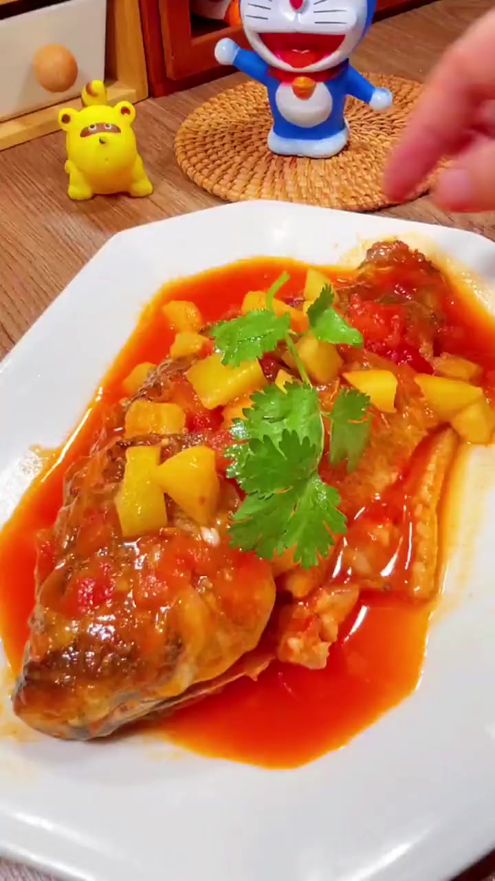 酸甜菠萝鱼,每次做都被我家孩子吃光!!