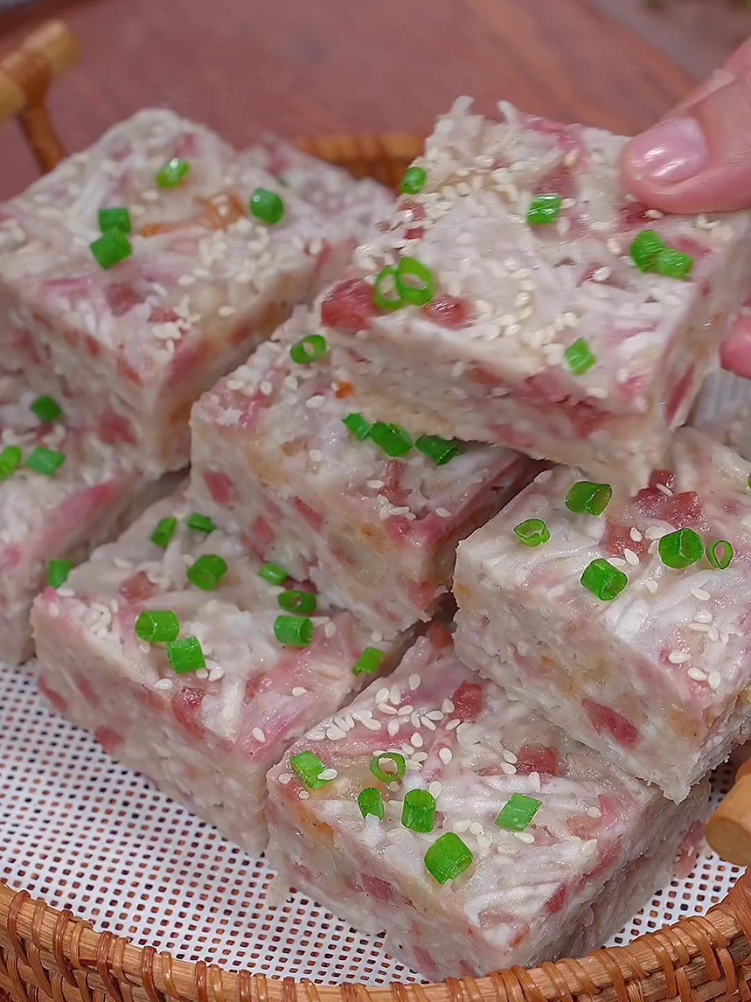 茶楼里咸香软糯的芋头糕，学会了自己在家也能做。！