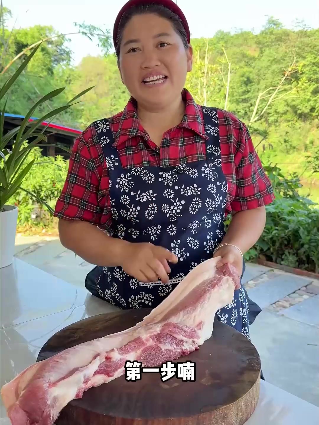 红烧肉最简单也是最好吃的做法，做出来入口即化，肥而不腻，不腥不柴，超级下饭