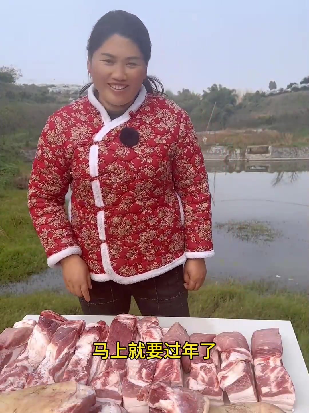好多人问我四川腊肉是怎么腌制的，今天我告诉大家，我做的腊肉，简单易学，