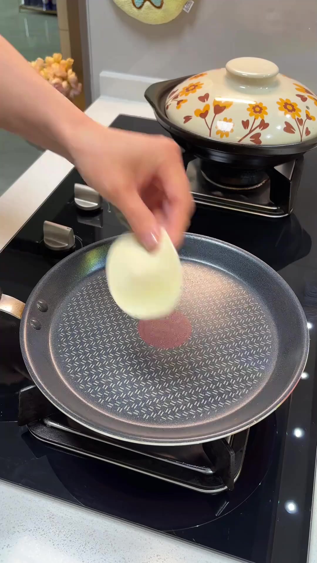 没想到饺子皮做的早餐煎饼也很好吃