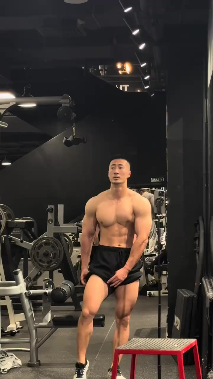 肌肉暴涨的秘密 高手都在偷偷练！