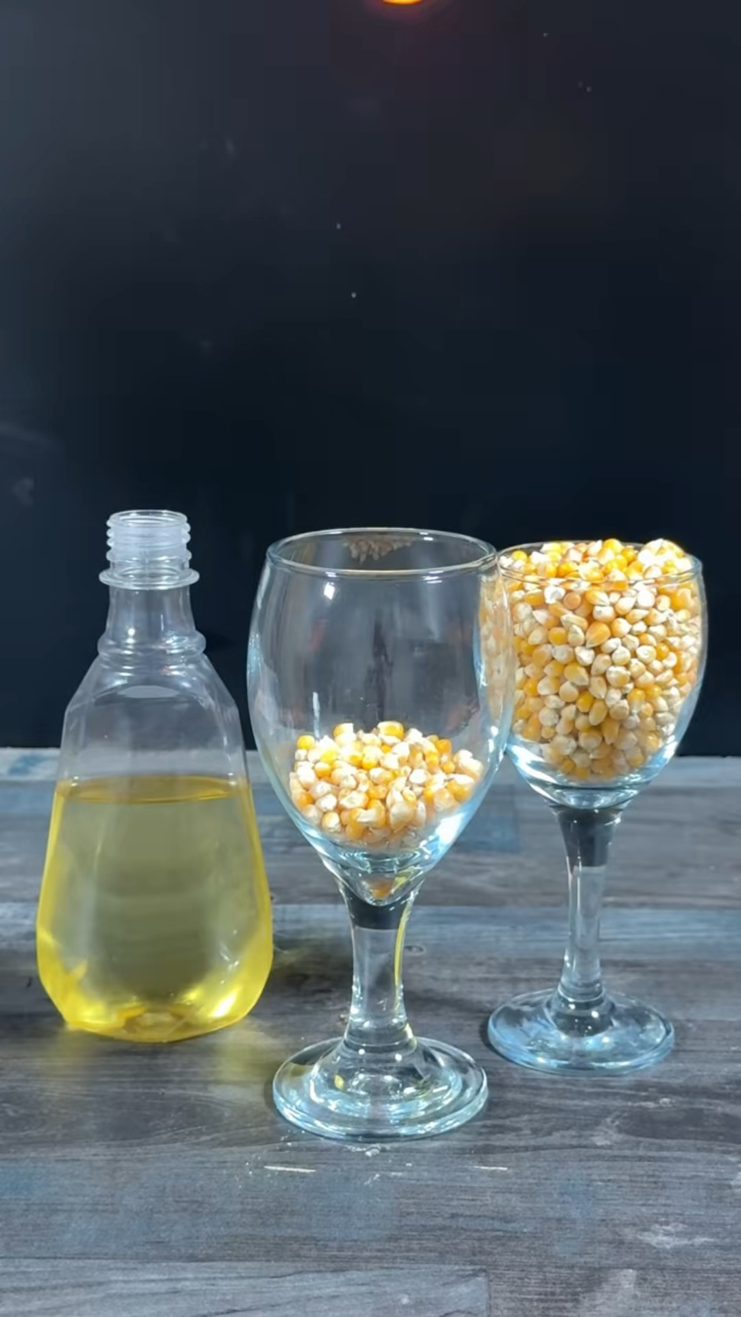 看1800度的热力球,能否把杯子的爆米花给炸爆开呢