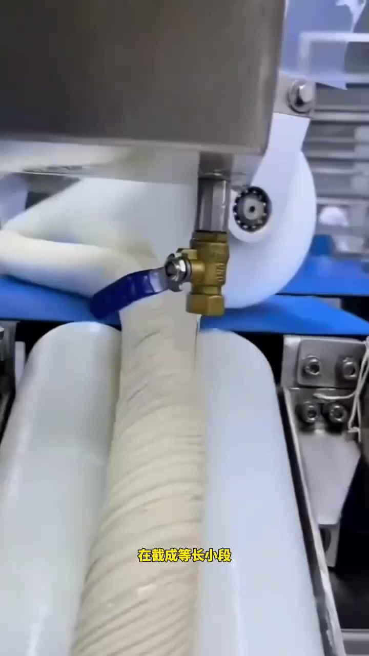 手抓饼面皮制作全程机械化