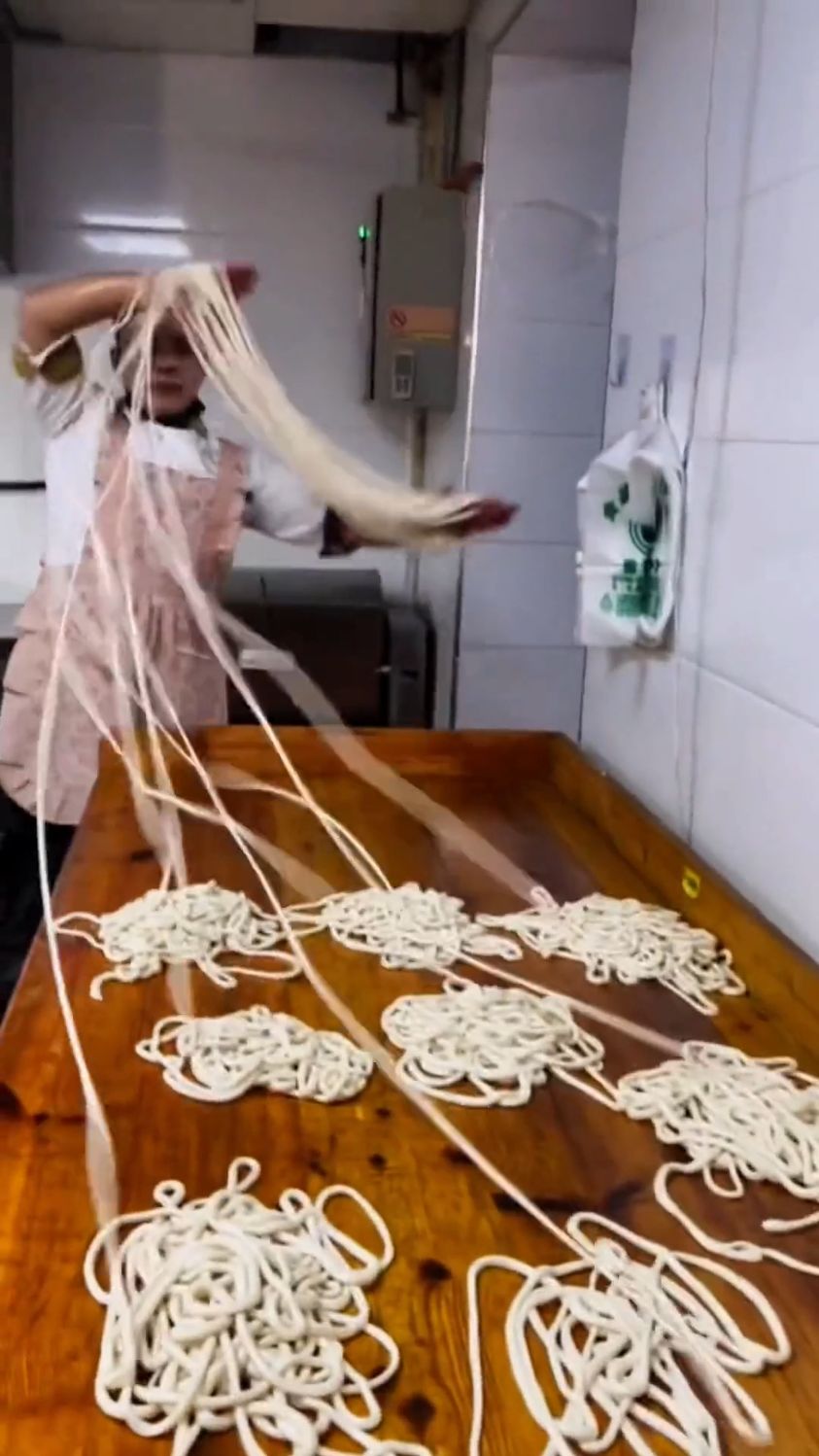 今天带你们品味一下陕西&山西的特色美食“面条”#面条 #面食