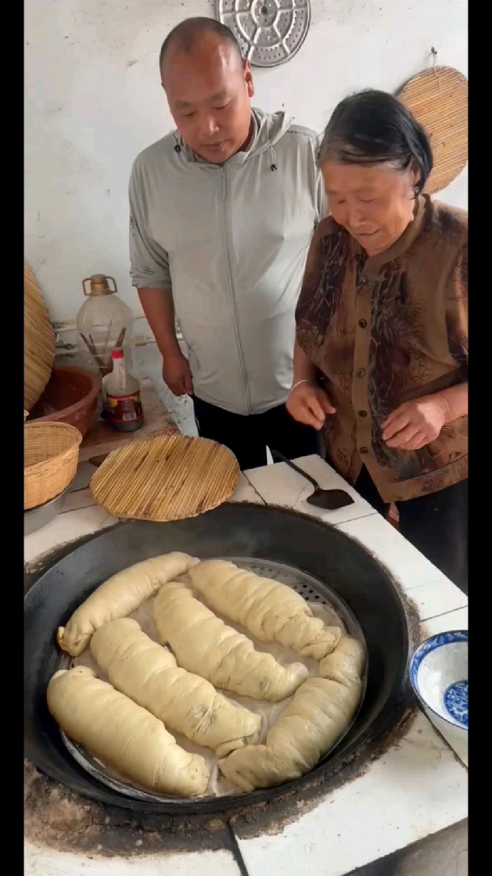 我大姨做的长方形的大包子