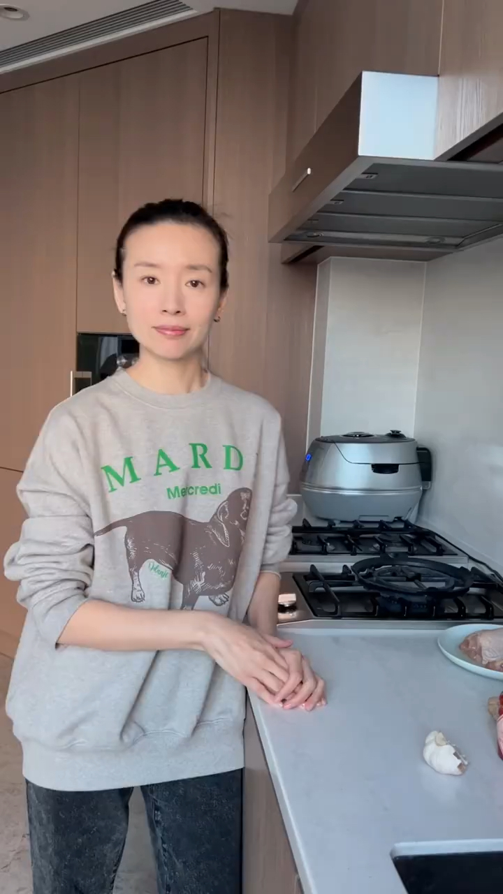 董洁教你做不一样的剁椒鸡丁